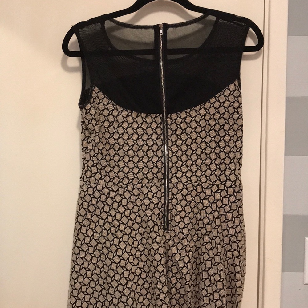 Dress - Picture 4 of 6